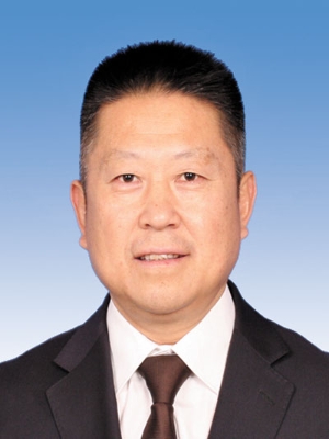 何平.jpg