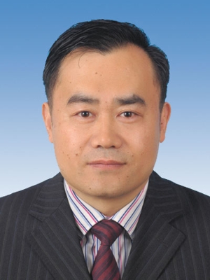 李鑫.jpg