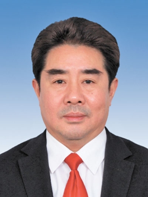 梁洪.jpg