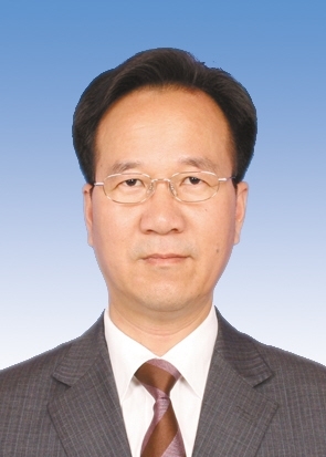 江 鲁.jpg